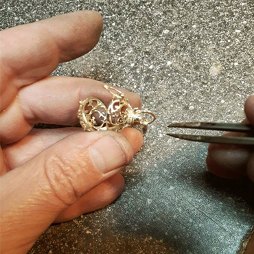 Egyedi ékszer készítés